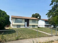 Building Photo - Fantastic Opportunity To Call This Wonderful Property Home!!!
