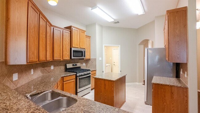 Building Photo - 2614 Orchard Creek Ln