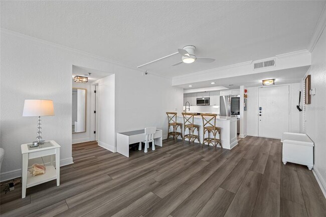 Building Photo - 6372 Palma Del Mar Blvd S
