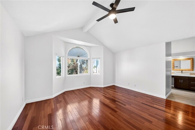 Building Photo - 3355 Sterling Dr