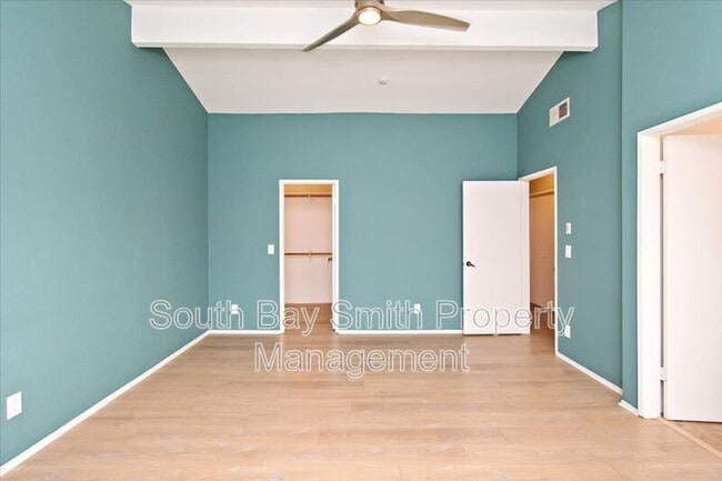 Building Photo - 122 S Guadalupe Ave