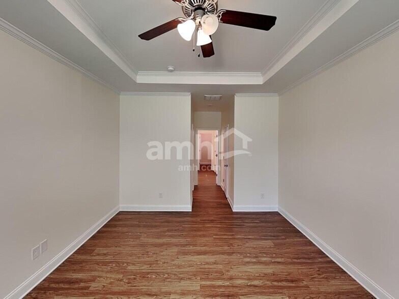 Building Photo - 6177 Rosemore Ln
