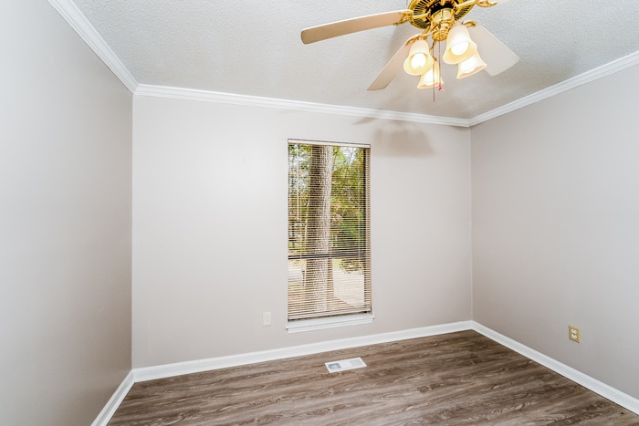 Building Photo - 4054 Brookmont Dr