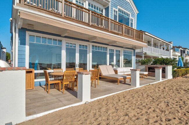 Building Photo - 1514 E Oceanfront