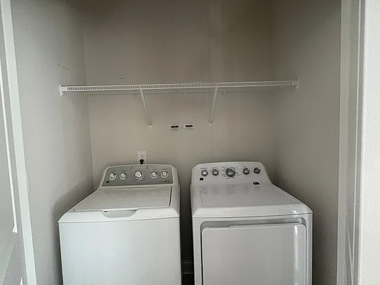 Building Photo - 2016 Cavell Ln