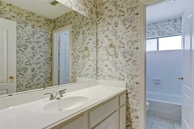 Building Photo - 5514 Chase Harbor