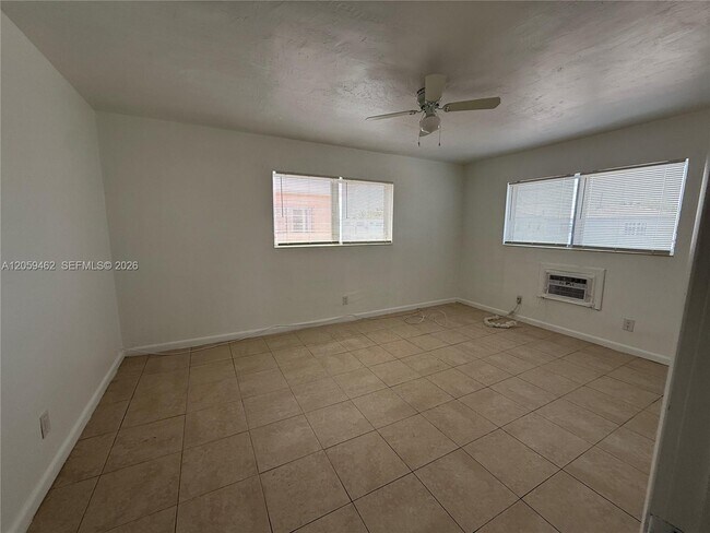 Building Photo - 744 85th St