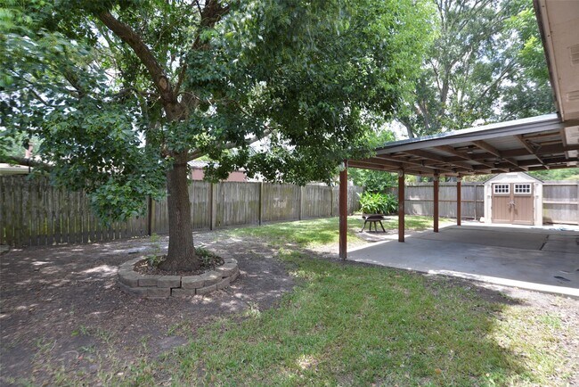 Building Photo - 2797 Wood Hollow Dr