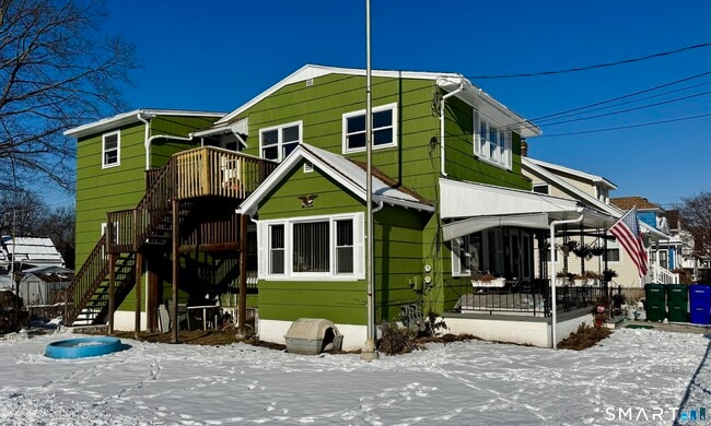 Building Photo - 150 Adams St