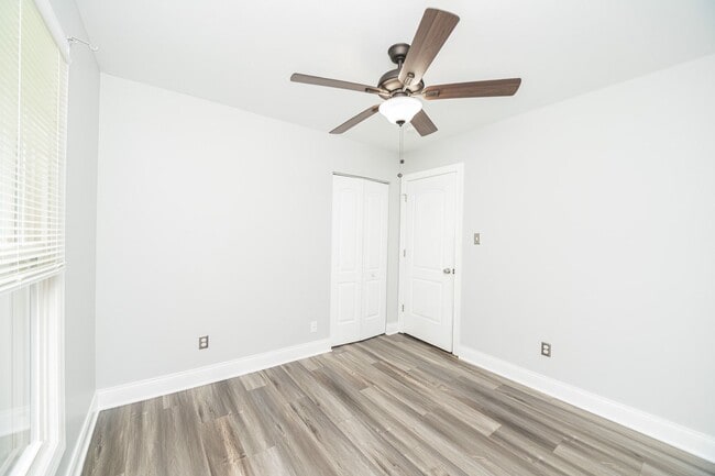 Building Photo - 3 bed 2 bath Home in Merrillville
