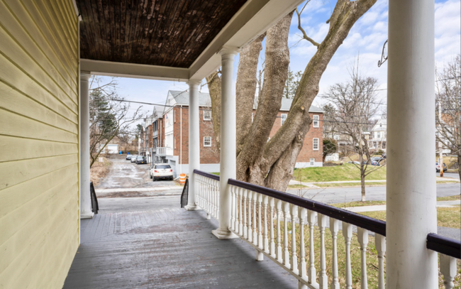 Building Photo - 884-886 Lancaster Street - 2