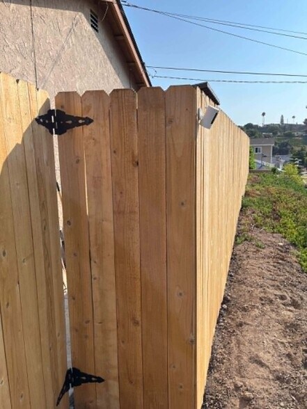 Building Photo - 268 Meadowbrook Dr