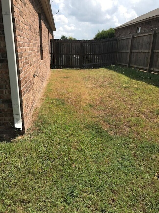 Building Photo - Nice home 3 Bedroom 2 Bathroom House in North Little Rock, Arkansas