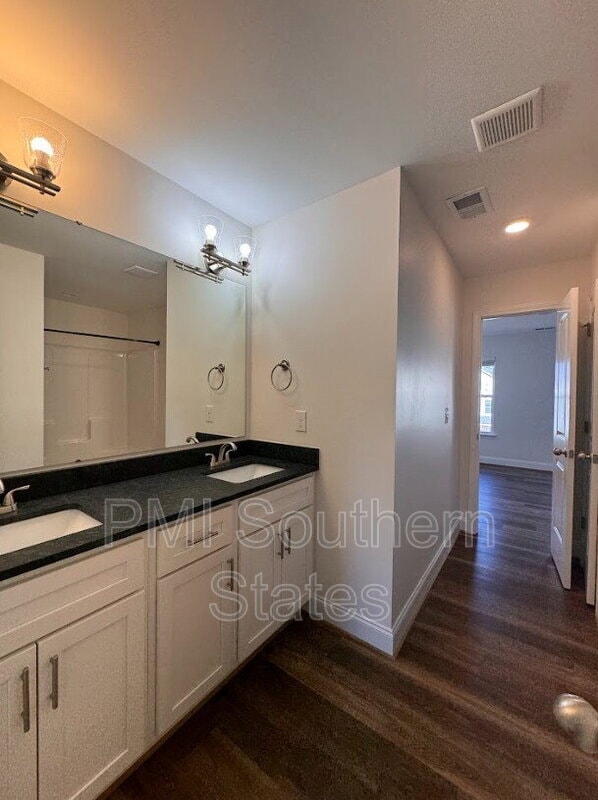 Building Photo - 306 Clarus Crk Wy