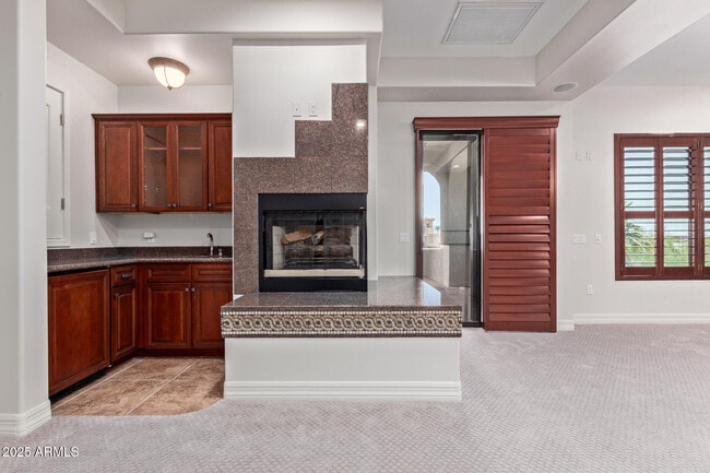 Building Photo - 8614 N 17th Pl