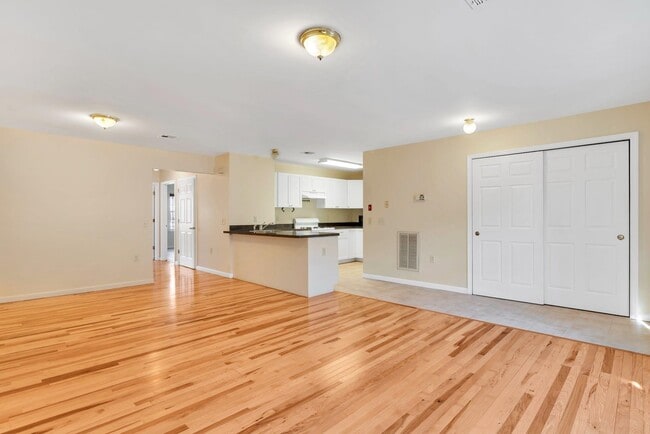 Building Photo - 527 M.L.K. Drive