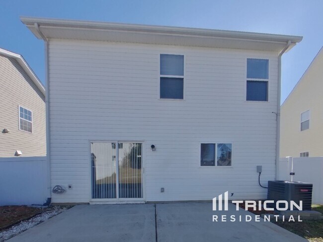 Building Photo - 4421 Stone Mountain Dr