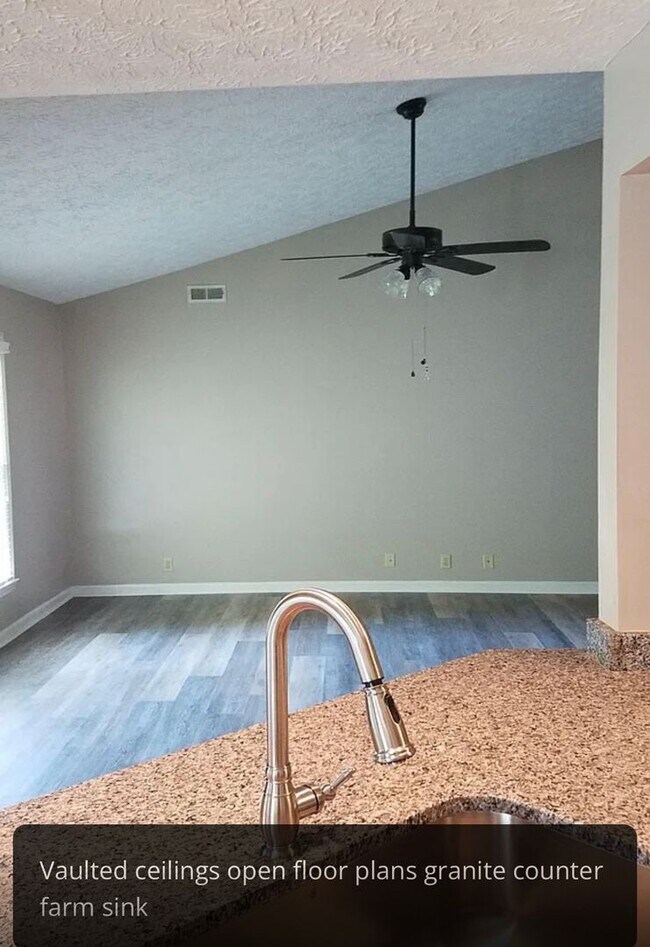 Building Photo - Knoxville 37922 - Available June 1st! 3 bedroom, 2 bath home - Contact Susan Niedergeses 865-300-...