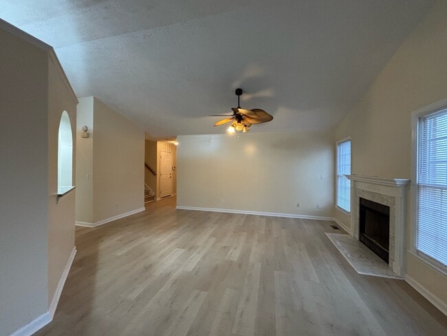 Building Photo - 1135 Derbyshire Rd