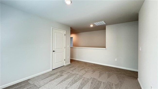 Building Photo - 61 Biltmore Pl