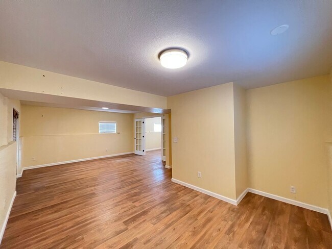 Building Photo - Downtown Benicia Remodeled Saltbox