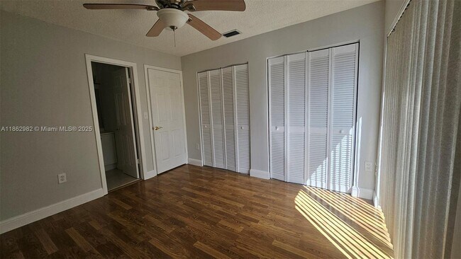 Building Photo - 6155 SW 130th Ave