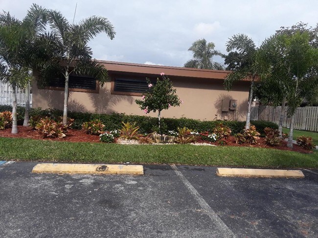 Building Photo - 11174 NW 36th St