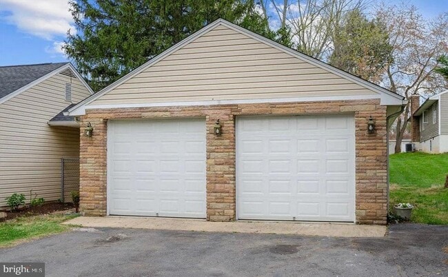 Building Photo - 7804 Old Carolina Rd