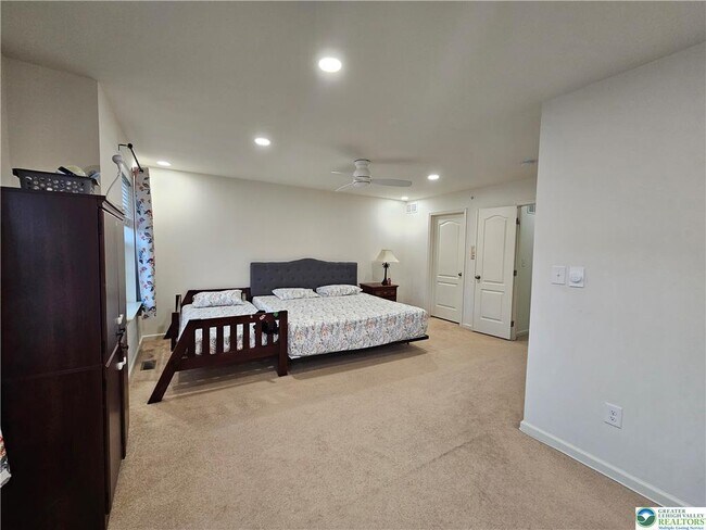 Building Photo - 4613 Woodbrush Way