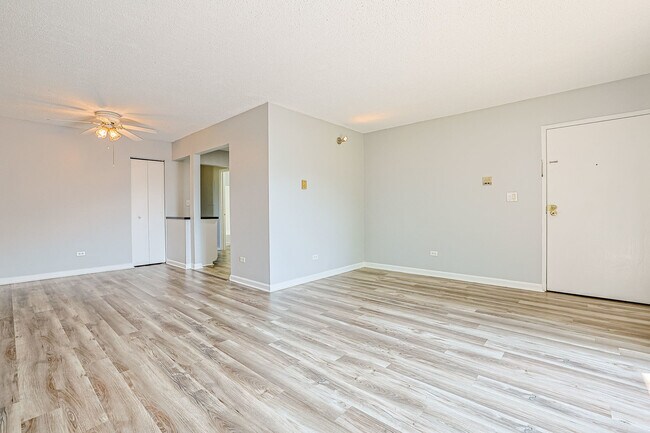 Building Photo - 210 Klein Creek Ct