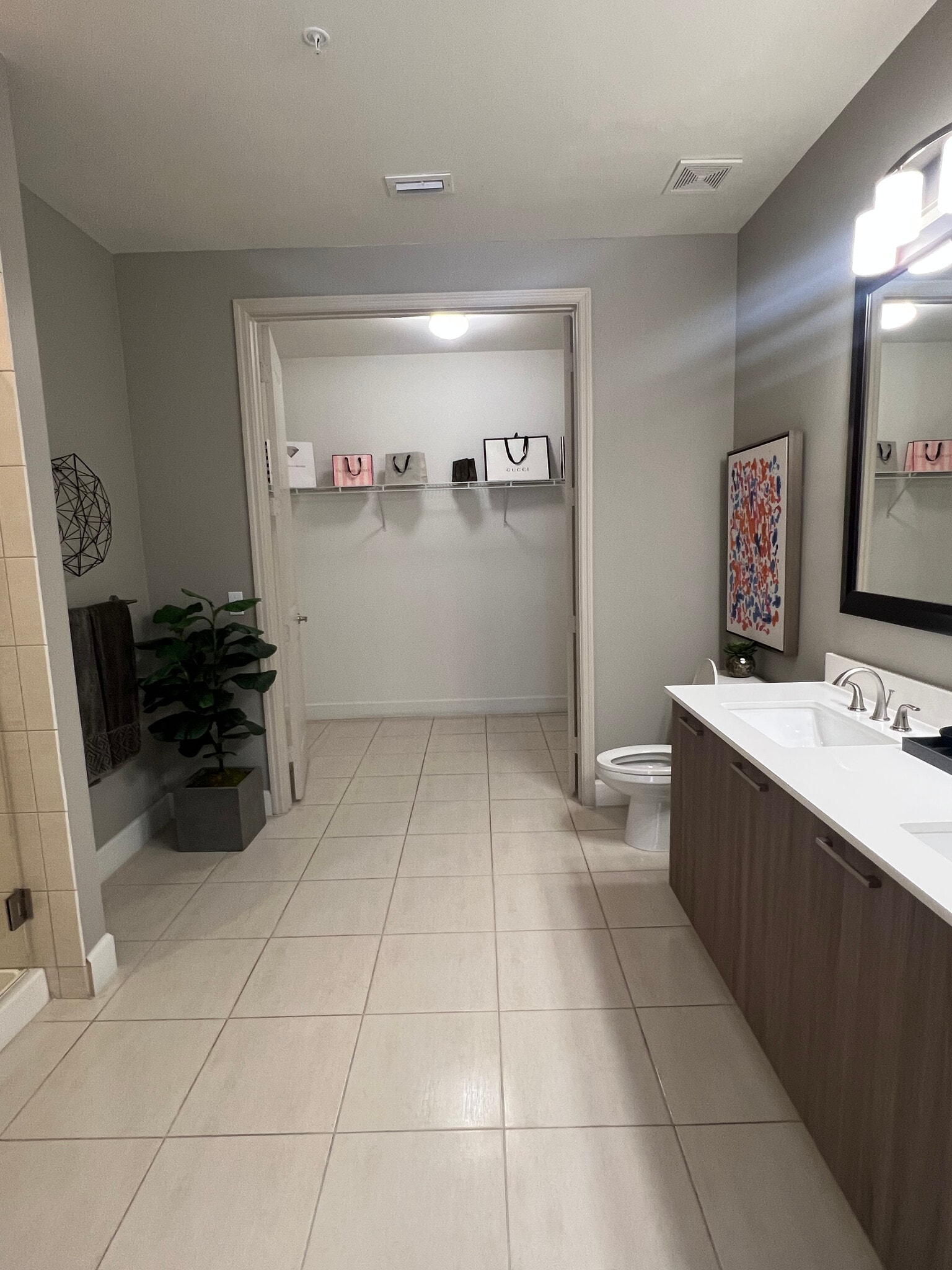 Building Photo - 5084 NW 84th Ave