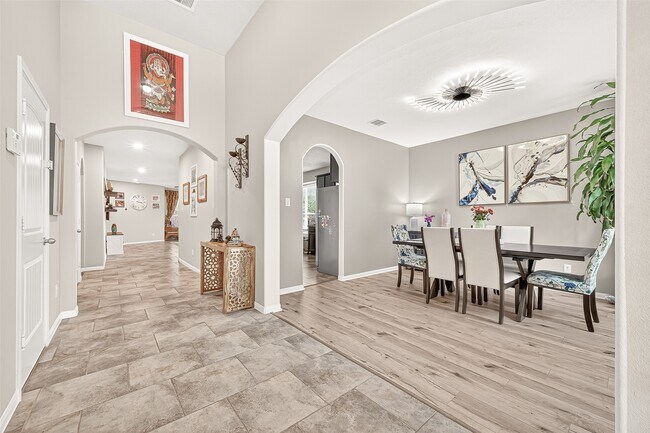 Building Photo - 20702 Sommerset Branch Ct