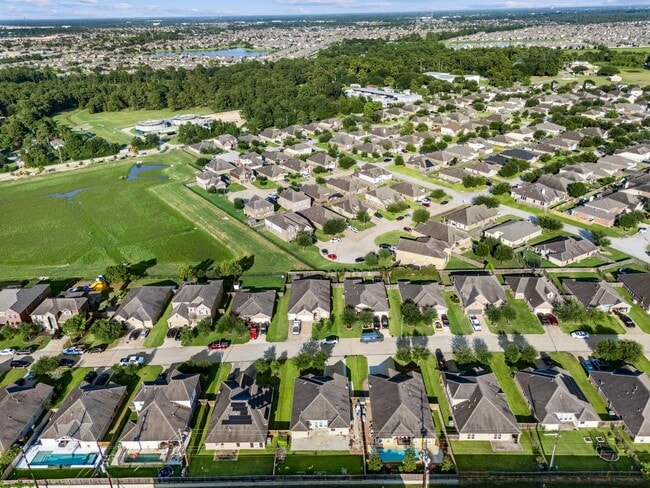 Building Photo - 15427 Signal Ridge Way