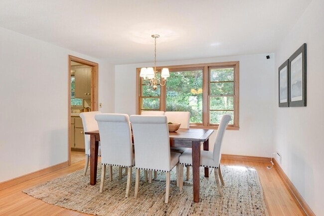 Building Photo - 4509 Laguna Dr