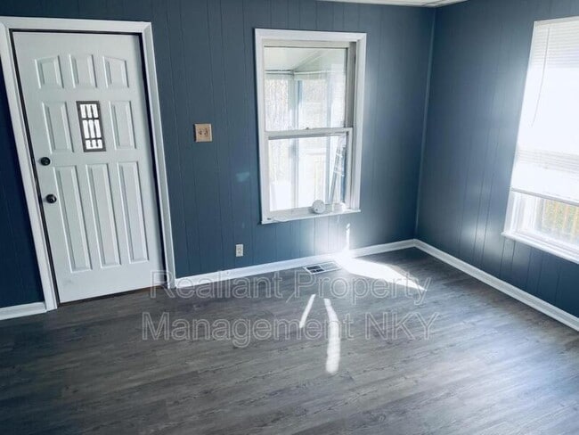 Building Photo - 5368 Mary Ingles Hwy