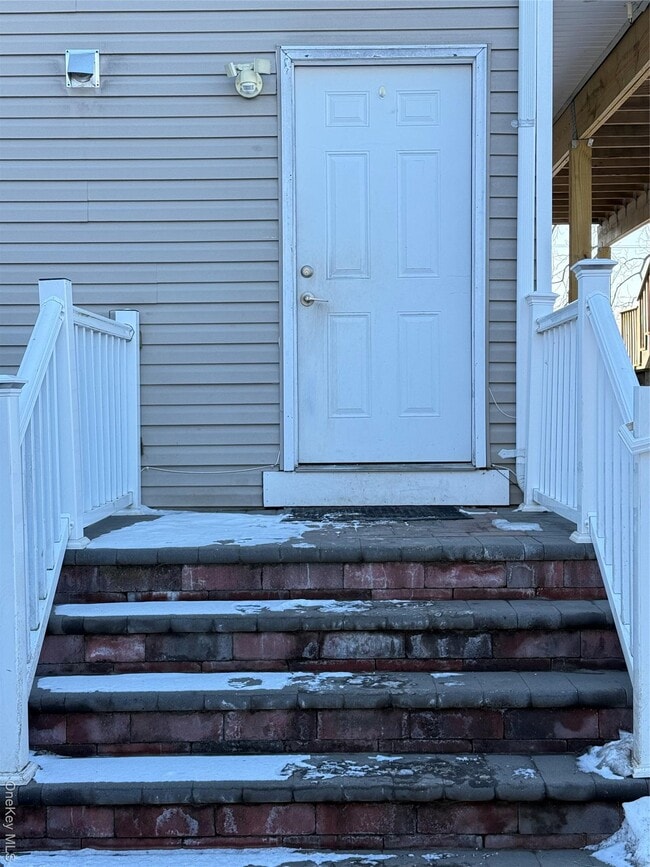 Building Photo - 25 Brightside Ave