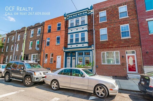 Building Photo - Two Bed Passyunk Square