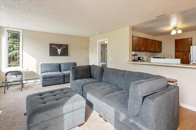 Building Photo - Charming Furnished Condo in Taku/Campbell - Everything You Need in One Place!