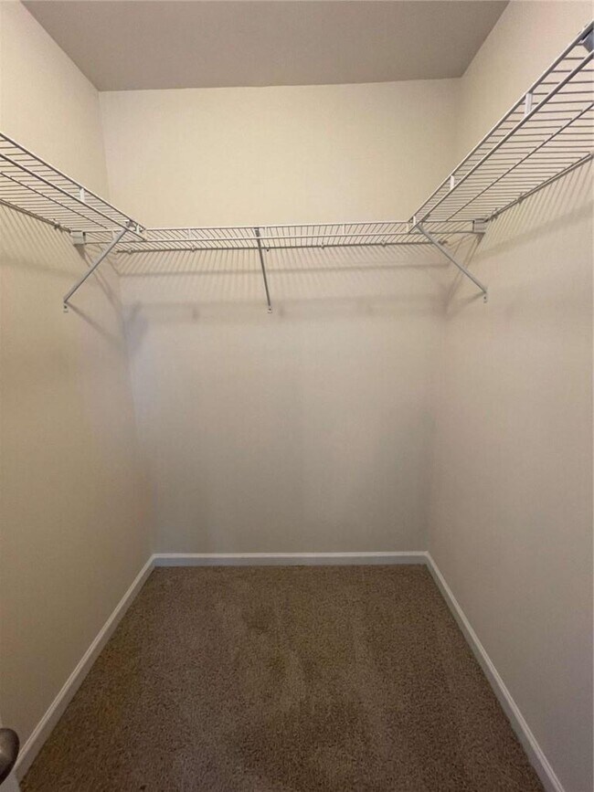 Building Photo - 4205 Pointe Vecchio Cir