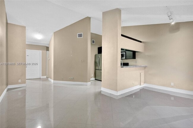 Building Photo - 9407 SW 138th Pl