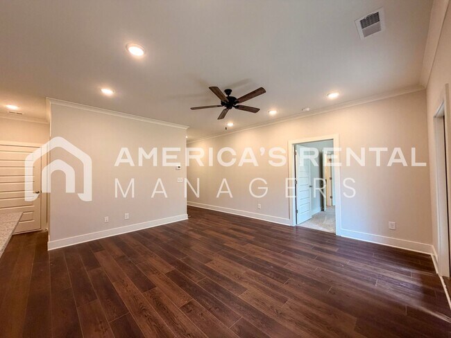 Building Photo - 125 Townmoor Ln