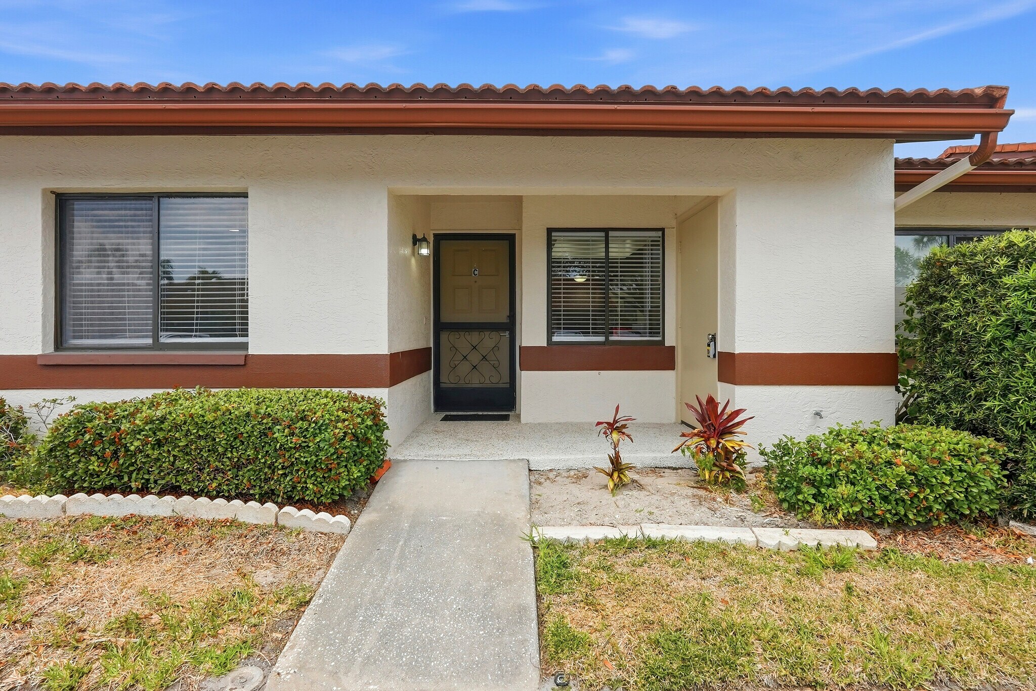 Building Photo - 7360 Ulmerton Rd