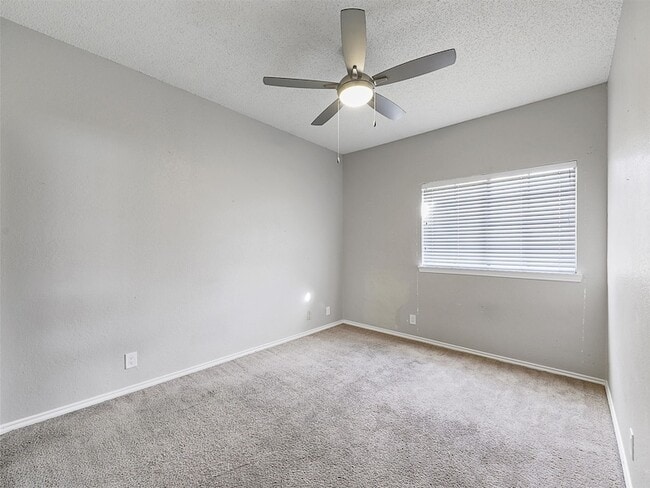 Building Photo - 3109 Devonshire Dr