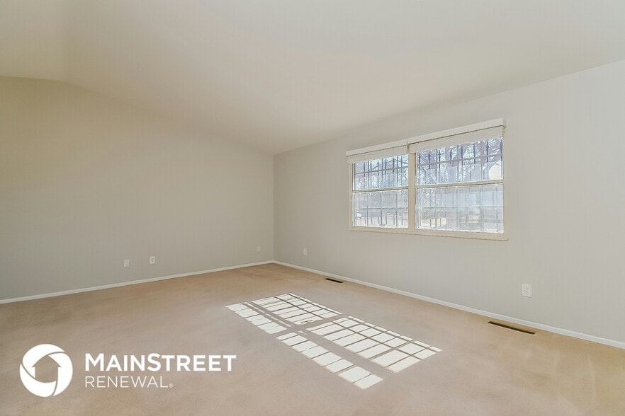 Building Photo - 3738 Quiet Cir W