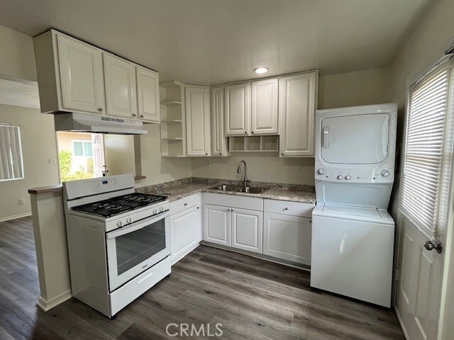 Building Photo - 45521 Sunset Ln