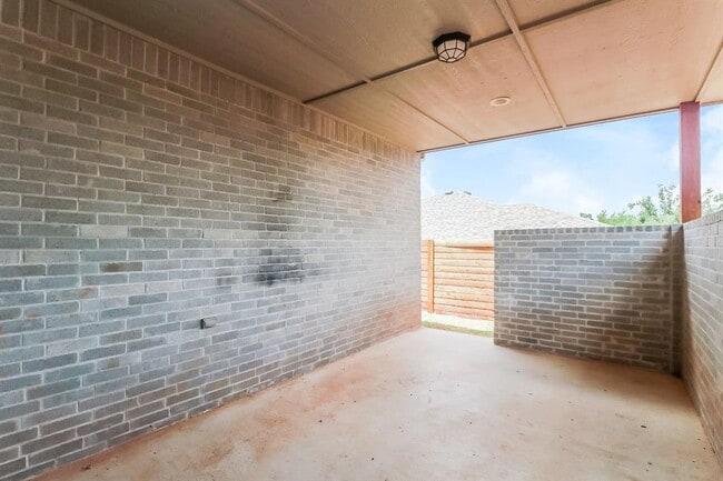 Building Photo - 11336 Paradise In Dr