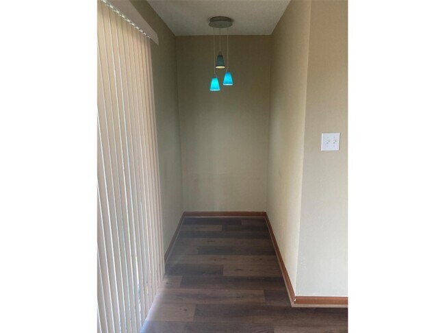 Building Photo - 2120 El Paseo St