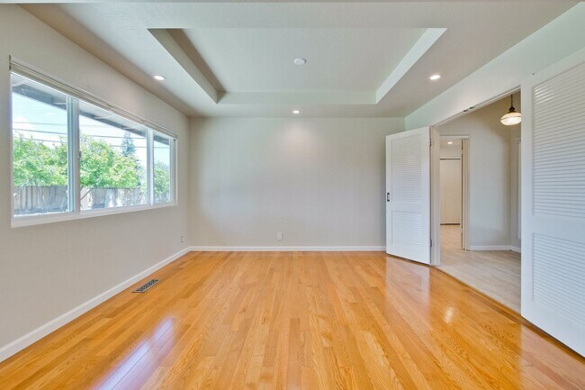 Building Photo - Gorgeous Newly Remodeled Saratoga Golden T...