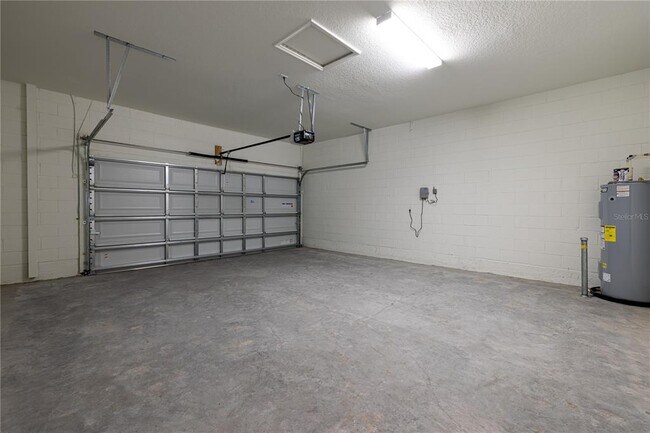 Building Photo - 551 Windy Willow Wy