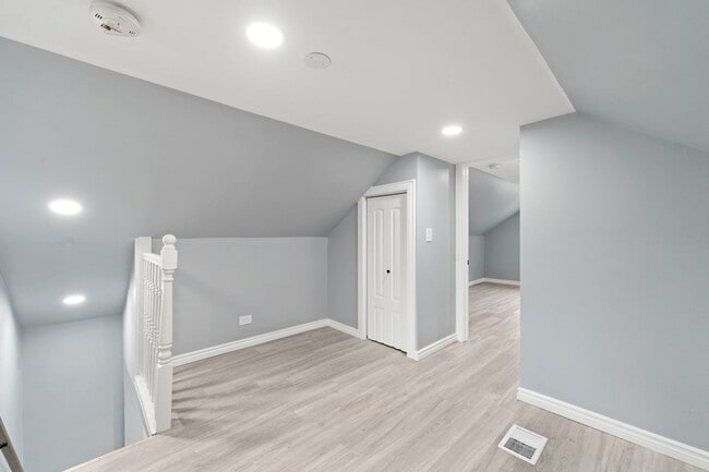 Building Photo - 4630 W Montana St